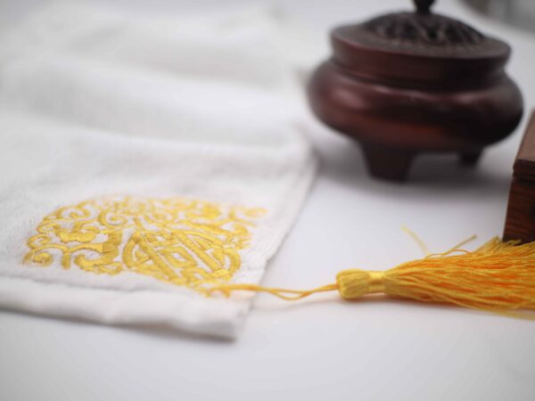 Golden Embroidered Tassels Towel (CNFIBO) – Elegance in Every Detail!